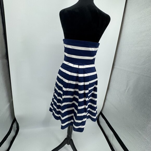 GAP Blue and White Strapless Sundress Casual Resort Wear - Picture 7 of 8